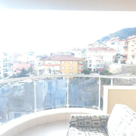 Comfort - Whole Appartments - Shared Kitchen - Airport Shuttle Bookable Lejlighed
