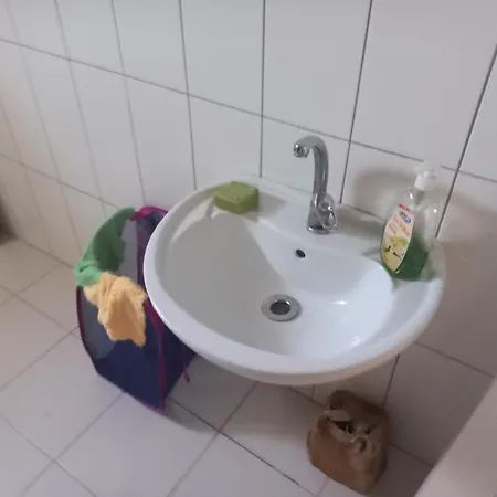 Comfort - Whole Appartments - Shared Kitchen - Airport Shuttle Bookable Lejlighed